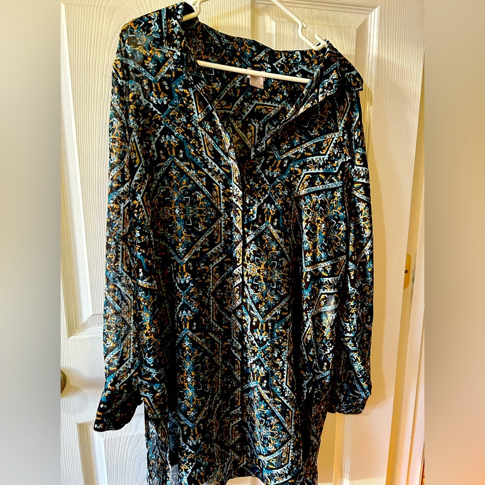 Chicos size 3 tunic top